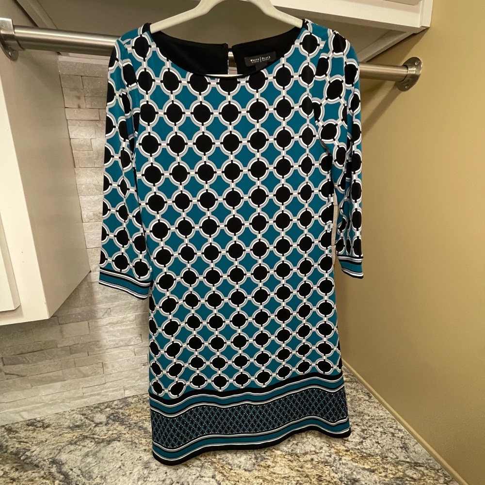 White House Black Market 3/4 sleeve Rayon dress. Size Small. Turquoise